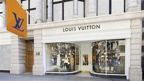 on line louis vuitton|Louis Vuitton store online.